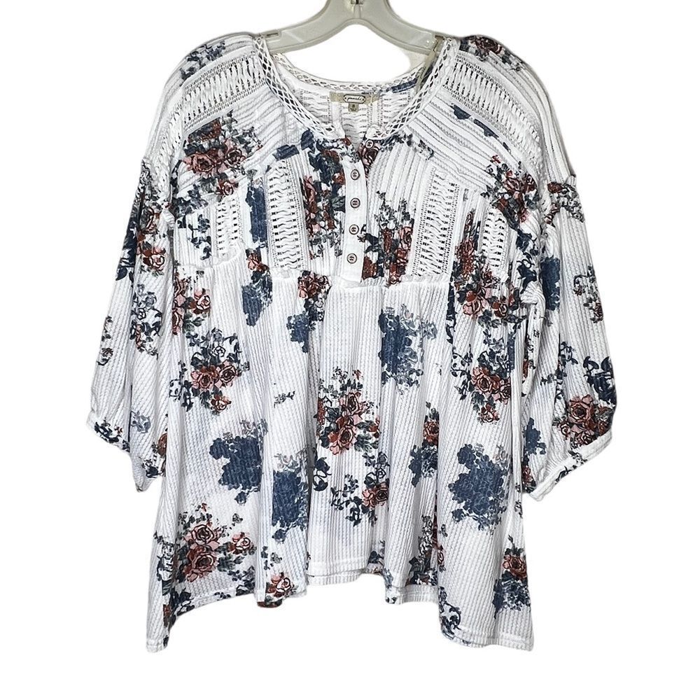 Gimmicks Floral Top